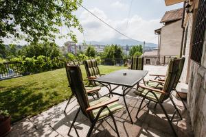 Balkón nebo terasa v ubytování Ovcina Garden view residence