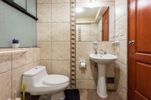 Phòng tắm tại Espacioso confortable apartamento familia +43 ảnh