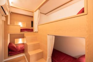 Postel nebo postele na pokoji v ubytování Huayuanhouse HQ in hongdae + 37 fotografií