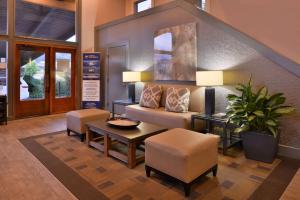 Posezení v ubytování Best Western Corte Madera Inn