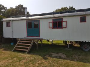 Φωτογραφία από το άλμπουμ του Gezellig pipowagen in Oostvoorne σε Oostvoorne