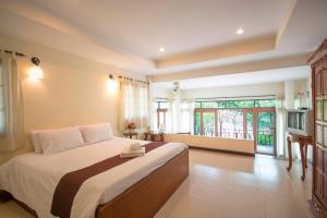 Gallery image of Tak Andaman Resort & Hotel in Tak