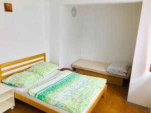 Postel nebo postele na pokoji v ubytování Penzion horská chata Světlá