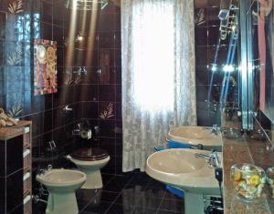 A bathroom at Le Magnolie B&B