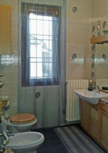A bathroom at Le Magnolie B&B
