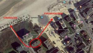 een luchtzicht op een stad met gebouwen en wegen bij Residentie Noordhinder - Hendrik Consciencelaan 8 - appartement G 0 08 - 8660 De Panne - België in De Panne