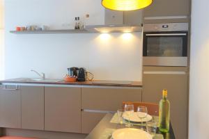 Imagen de la galería de Urban Condo - peacefull and cozy spot in historical center, en Amberes