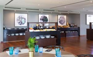 Φαγητό σε αυτό το ξενοδοχείο ή κάπου εκεί κοντά