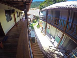 Ilha Grande Mar的阳台或露台