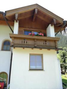 A balcony or terrace at Appartement Gredler Martina