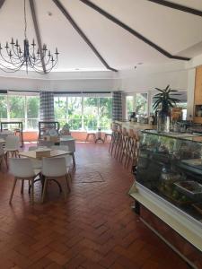 Restaurace v ubytování Apartamento 157, Pedras d’el Rei