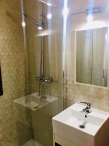 A bathroom at CASA RIBAS