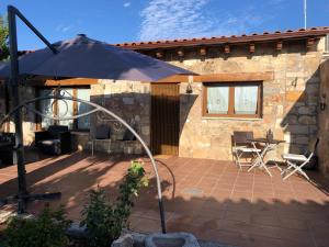 Gallery image of Casa Rural "Rincón del Edén" in Tardobispo