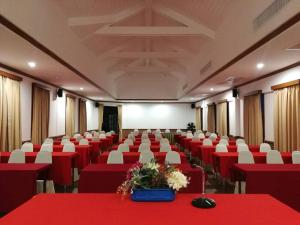 Konferenční prostory v ubytování Seaman Resort + 37 fotografií