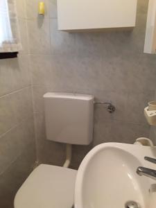 Łazienka w obiekcie Ferienhaus Bionda