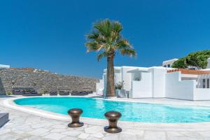 Bazén v ubytovaní Omnia Mykonos Boutique Hotel & Suites alebo v jeho blízkosti