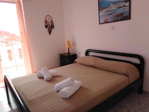 Postel nebo postele na pokoji v ubytování LIKNO'S Ios island Resort
