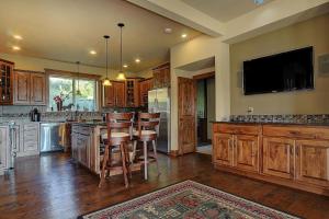 Gallery image of Private Retreat on Working Horse and Cattle Ranch in Salida