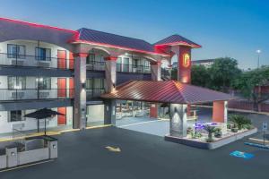 Budova, kde se motel nachází