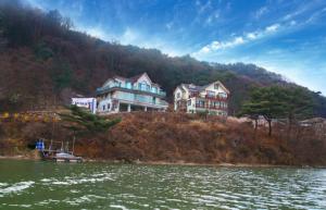 Gallery image of LaHoya Pension in Chuncheon