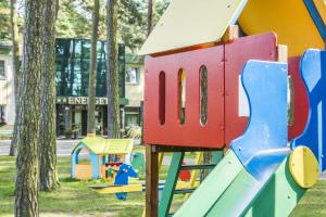 Zona de joacă pentru copii de la Pomorze Health&Family Resort -Domki całoroczne