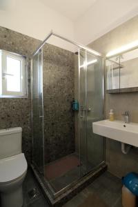 ห้องน้ำของ Luxury flat in Hilton, central Athens, 3' metro, VFM!