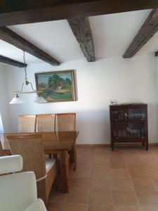 Fotografie z fotogalerie ubytování Ferienhaus Gogelhopf v destinaci Unterschneidheim