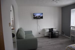 Area soggiorno di 1 Bedroom Apartment Ponders End