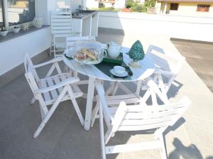 Jedlo v ubytovaní bed & breakfast alebo blízkom okolí