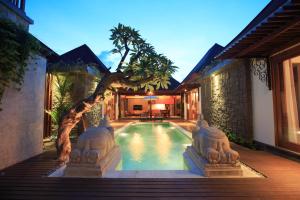 Der Swimmingpool an oder in der Nähe von Villa Niketan Sanur - Three bedroom, Sanur, Near Icon Mall, Harbor