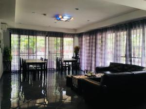 Gallery image of Rangya Hotel in Tagaytay