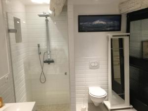 Gallery image of Eyragues suite parentale in Eyragues