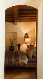una camera con un letto di Living History (adults only) a Hallstatt