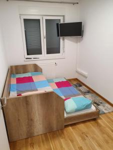 Letto o letti in una camera di Apartman Lux Doboj