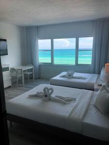 Gallery image of Ocean Front Units at Miami Beach in Miami Beach