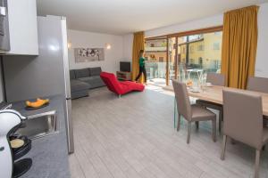 Posedenie v ubytovaní Exclusive Suites Riva