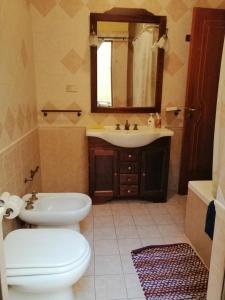Vonios kambarys apgyvendinimo įstaigoje Mediterraneo Appartaments