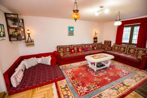 Un lugar para sentarse en Vikendica Ahatovići