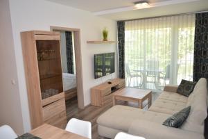 Posedenie v ubytovaní SUN-DIAL APARTMAN