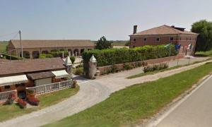 Hoone, kus the country house asub