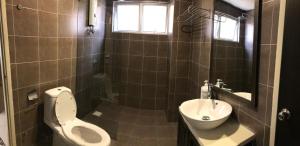 Ένα μπάνιο στο MIIDORII HOMESTAY +2 φωτογραφίες