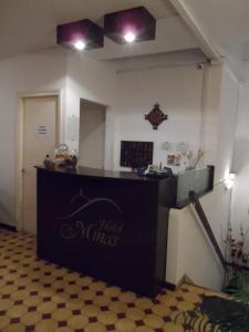 De lobby of receptie bij Hotel Minas