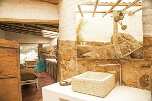 Ένα μπάνιο στο El Hayuelo Ecolodge +191 φωτογραφίες