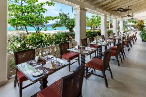 Restaurace v ubytování Spice Island Beach Resort