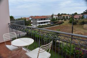 Balkón nebo terasa v ubytování Melidron Hotel