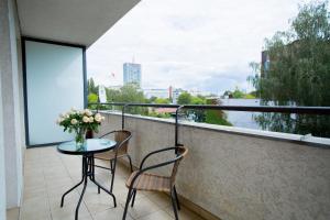 Afbeelding uit fotogalerij van Dekart Arkadia Apartments in Warschau