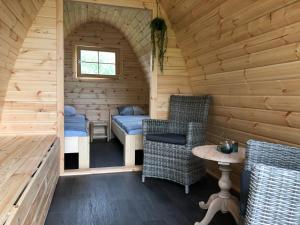 Afbeelding uit fotogalerij van Trekkershut/kampeerhut in Hulst +5 foto's