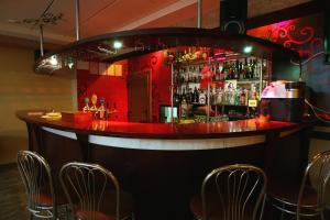 Saló o bar de Hotel Dobele 28 fotos més