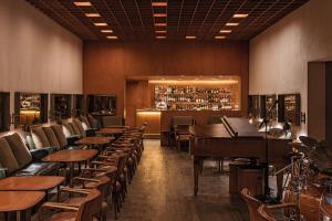 Um restaurante ou outro lugar para comer em Hotel Fasano Sao Paulo