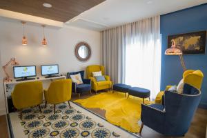 Uma TV ou centro de entretenimento em ZIGZAG HOSTEL
